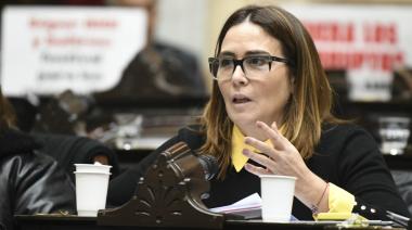 “Las familias se endeudan para pagar comida y servicios”: la advertencia de Jimena López