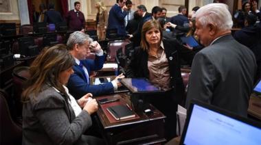 Senadores cobrarán casi $12 millones por mes desde agosto