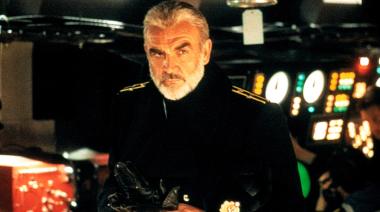 “La Caza del Octubre Rojo”: Sean Connery y Alec Baldwin juegan su partida de ajedrez bajo el océano