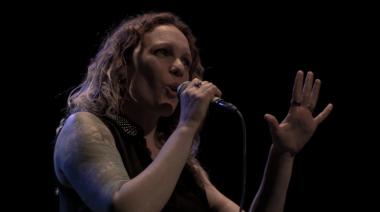 Ana Patané lleva la lírica del metal argentino hacia nuevos territorios sonoros