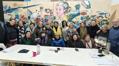 Andrea Cáceres se reunió con manzaneras de Necochea y Quequén: qué se habló