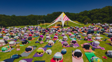 Tres días para hacer una pausa: Necochea se prepara para el Festival Internacional Natha Yoga