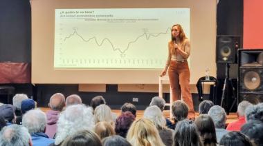 Julia Strada en Necochea: “La Argentina se está convirtiendo en un galpón de importados”