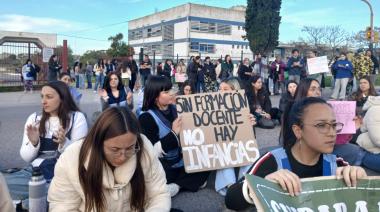 Confirman que Inicial e Historia seguirán en 2027, pero revisarán la oferta educativa para 2028