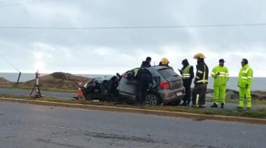 Impactante choque en la Ruta 11: un joven de 21 años sufrió graves fracturas tras embestir una columna