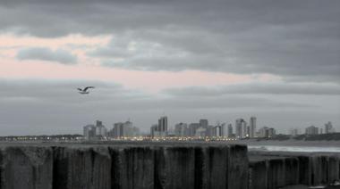 Domingo frío y nublado en Necochea y Quequén: se espera neblina y pocas chances de lluvia