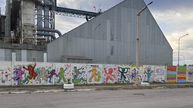 Se inaugura en Quequén “Pintando la Paz”, un mural colectivo contra la violencia