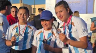 Quequén hizo historia en Italia: tres chicos lograron oro, plata y bronce en el Mundial de stand up paddle