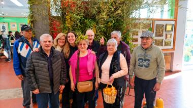 La suelta de plantines fue un éxito en Necochea: hubo cuadras de fila y se agotaron los ejemplares