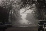 Alerta por vientos fuertes en Necochea: ráfagas de hasta 69 km/h y cielo nublado este jueves