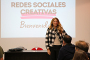 Taller de redes sociales para emprendedoras en San Cayetano