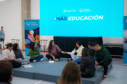 Más de 130 docentes de Necochea completaron el cupo del curso sobre Puerto Quequén