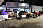 Desbarataron una banda que robaba vehículos en Mar del Plata: camionetas, autopartes y patentes falsas secuestradas