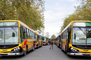 Paro en el transporte público : Necochea y Quequén sin colectivos por falta de pago a trabajadores