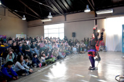 Puerto Quequén celebró el Día de las Infancias con shows, música y un SUM lleno de familias