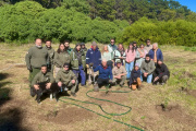 Jornada de plantación en el Parque Miguel Lillo: producirán leña para fines sociales