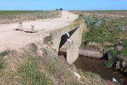 San Cayetano: el camino a Las Brusquillas está cerrado por daños en el puente del arroyo Cristiano Chico