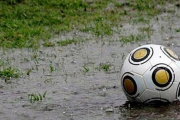 Fútbol suspendido en Necochea, Quequén y la región por alerta naranja del SMN