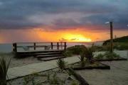 Alerta amarilla en Necochea: fuertes vientos este viernes y tormentas con granizo para el sábado