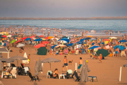 Jueves de playa con riesgo de tormentas: qué se espera para hoy en Necochea y Quequén