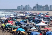 Lunes sin lluvias en Necochea: máxima de 30 grados y viento del este