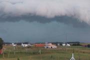 Tormentas fuertes y ráfagas intensas: alerta amarilla para este sábado en Necochea y la costa