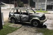 Se incendió un auto en 42 y 63 durante la madrugada