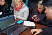Capacitación a vecinos del Barrio 9 de Julio sobre el uso del botón antipánico