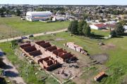 Avanza la obra de la Escuela Técnica de San Cayetano: ya finalizaron la cubierta y las instalaciones principales