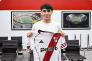Lucas Silva, el futbolista de La Dulce, firmó su primer contrato profesional con River