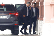 Adorni suma presión judicial y política mientras Milei ratifica su respaldo