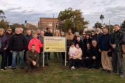 Una plaza, 323 caídos y una promesa: el homenaje que mantiene viva la memoria del Belgrano