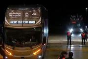 La Scaloneta volvió al país y fue recibida por miles de hinchas