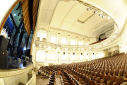 El Cine Teatro París cumple 95 años: del cine mudo al gran escenario de Necochea