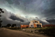 Alerta amarilla por tormentas fuertes en Necochea y Quequén: cuándo rige y qué se espera