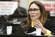 “Las familias se endeudan para pagar comida y servicios”: la advertencia de Jimena López