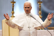 El Gobierno evalúa decretar asueto o feriado por la visita del papa León XIV a la Argentina