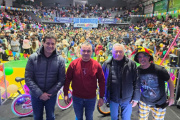 Santín había prometido enfrentar la reforma laboral, pero recibió y elogió al senador Abad en un acto de UTHGRA