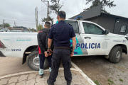 Acusado de arrebatar una cartera en Quequén, fue detenido entre pastizales