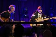 Velada de “jazzdombe” rioplatense en WO: Amuedo & Maza le pusieron calor a la fría noche necochense