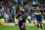 Boca remontó un 0-2 ante Racing y avanzó a semifinales con un triplete de Valencia