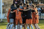 Villa Díaz Vélez ganó la Zona A, Estación Quequén festejó el ascenso y el fútbol local entra en su definición