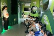 Un museo dentro de un camión llega a la Plaza Dardo Rocha para explorar la tecnología del agro