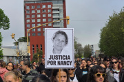 Necochea marchó por Nancy Godoy: dolor, guardapolvos y un fuerte reclamo de justicia