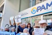 Crisis del PAMI: médicos bonaerenses advierten que los hospitales públicos podrían desbordarse