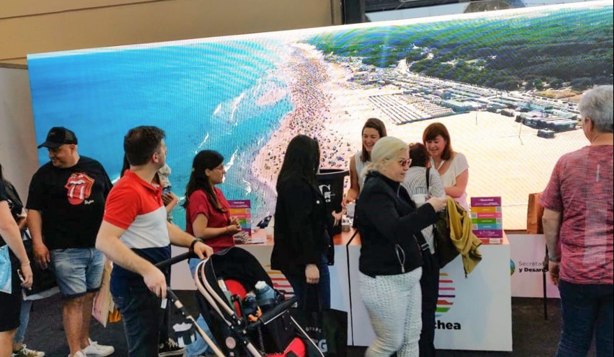 Necochea formó parte de la Feria Internacional de Turismo en La Rural ...