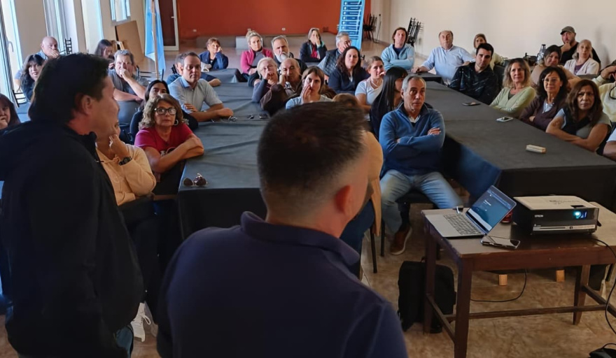 La apuesta de comerciantes de Necochea para que los vecinos compren primero en la ciudad