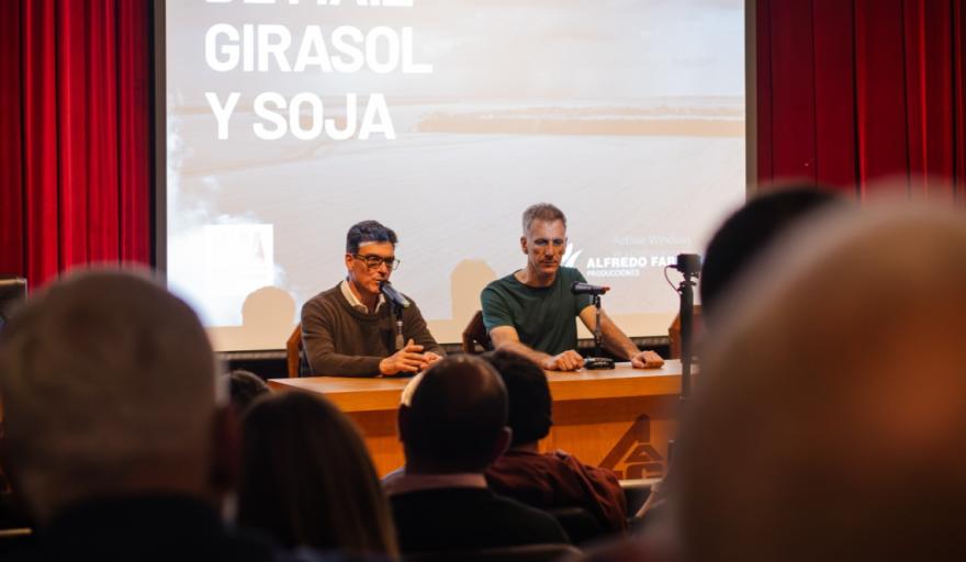Puerto Quequén mira más allá de los muelles: la propuesta de Carrillo “desde la tranquera”